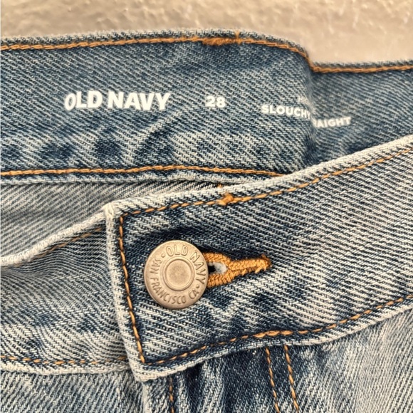 Old Navy Light Blue Distressed Jeans - Picture 3 of 3